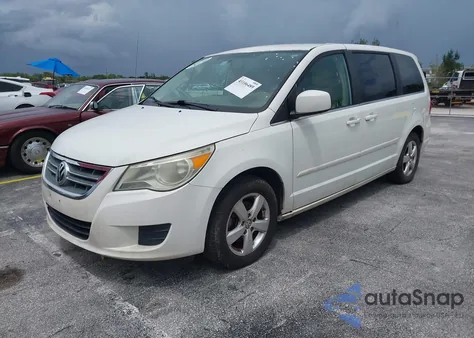 2010 Volkswagen Routan Se from USA, damaged, VIN 2V4RW3D14AR242409